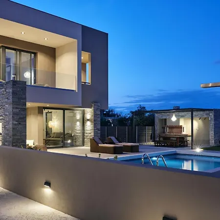 Aguacate Galini With Private Swimming Pool